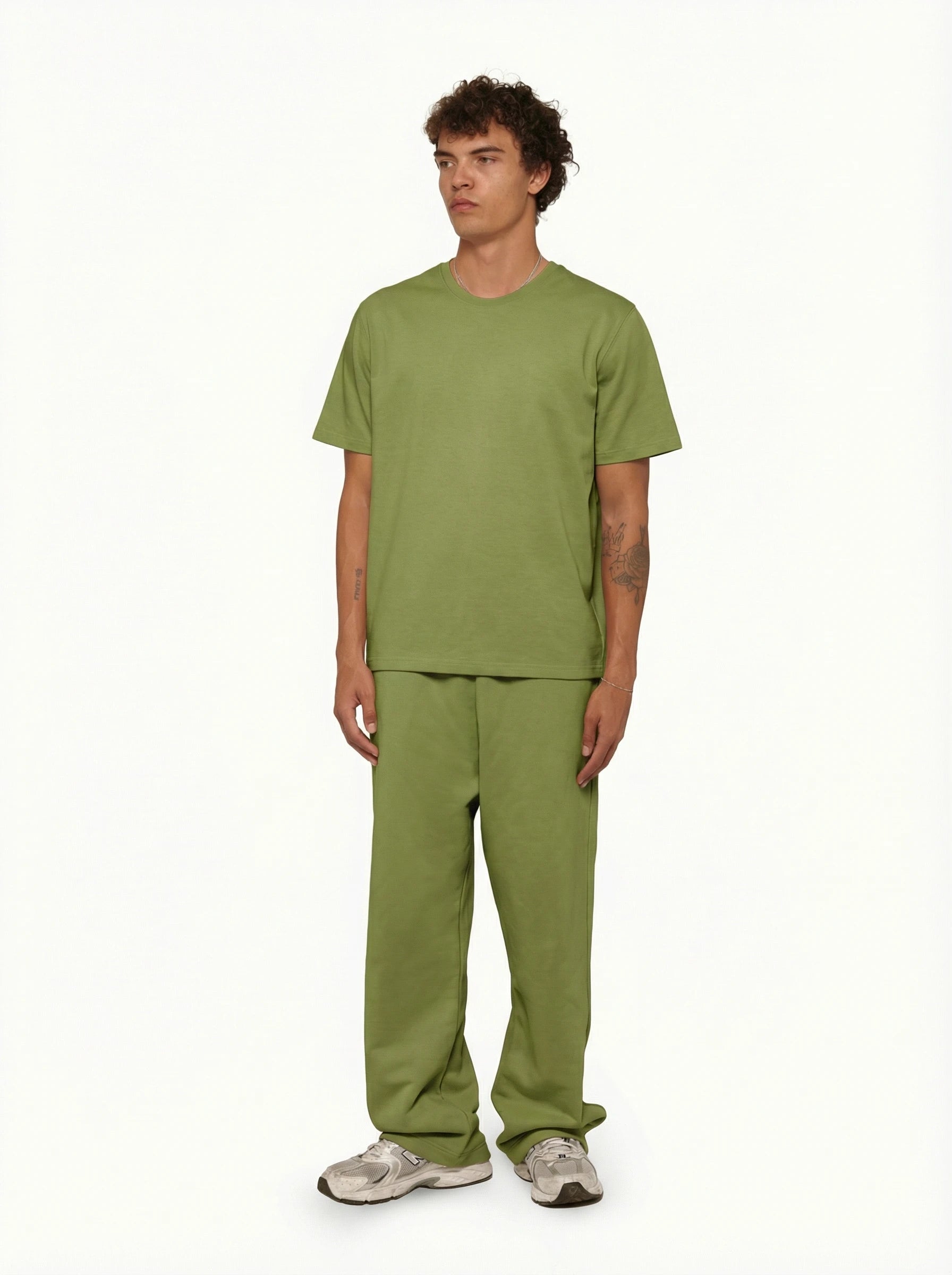 Essential T-Shirt 100% Cotton - Regular Fit