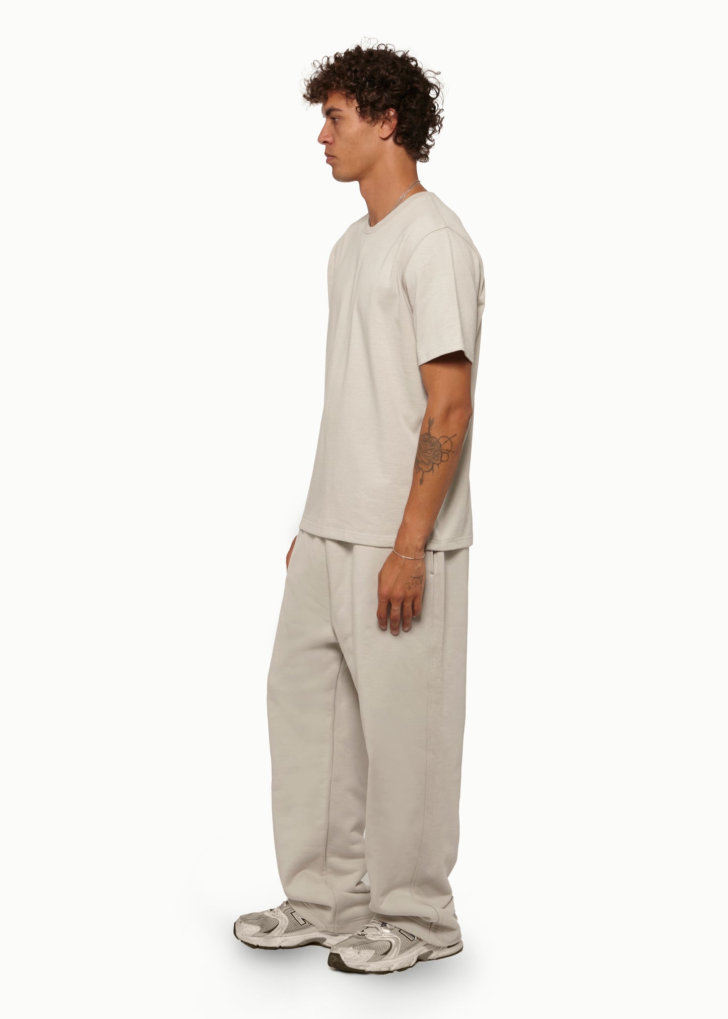 T-Shirt 100% Cotton - 180gsm / 5.5oz - Slim Fit