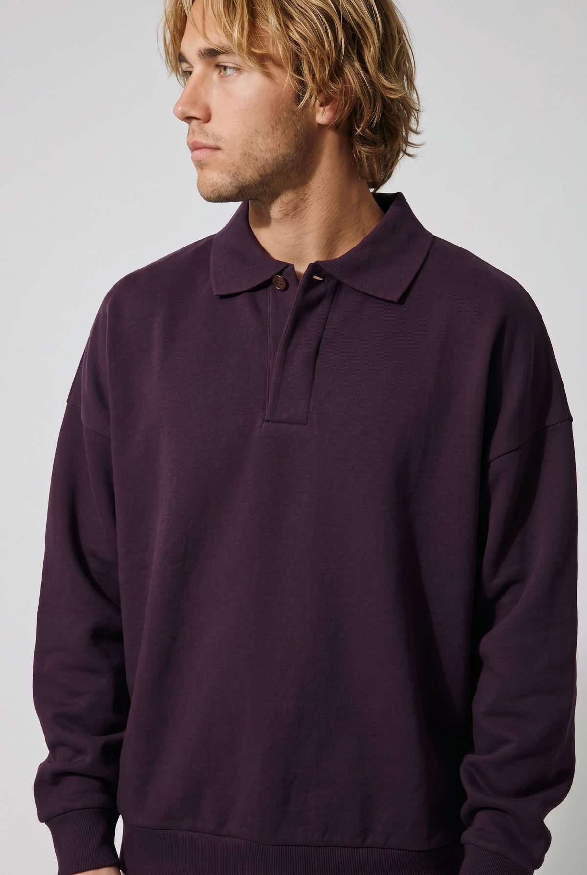 DirectBlanks Heavyweight Polo Sweatshirt in Plum – Detail / Construction, 440 GSM